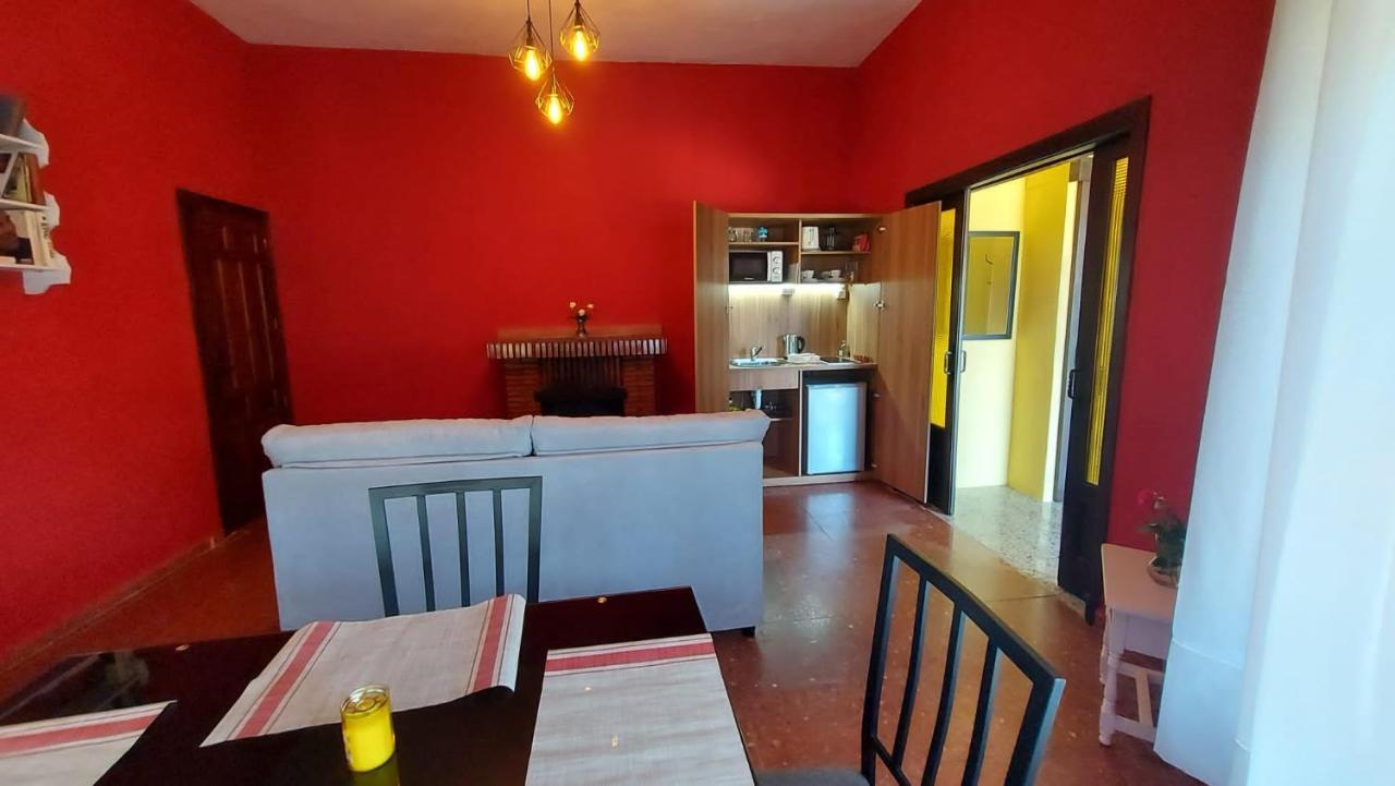 El Colmenar Casas Rurales- "Casa Larios" מראה חיצוני תמונה
